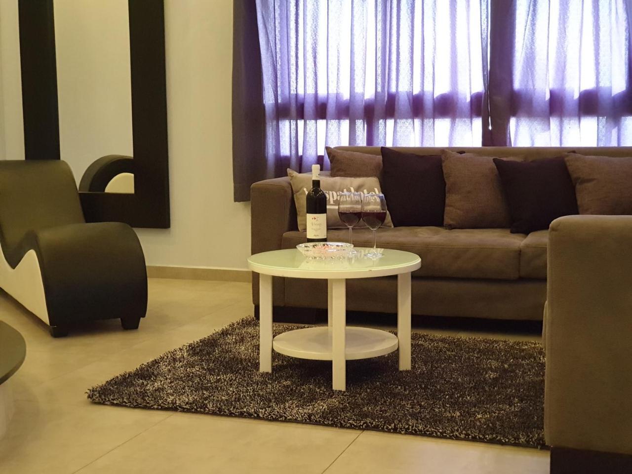 Spat Hotel Ashdod Exteriör bild