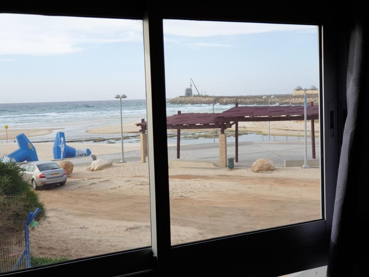 Spat Hotel Ashdod Exteriör bild