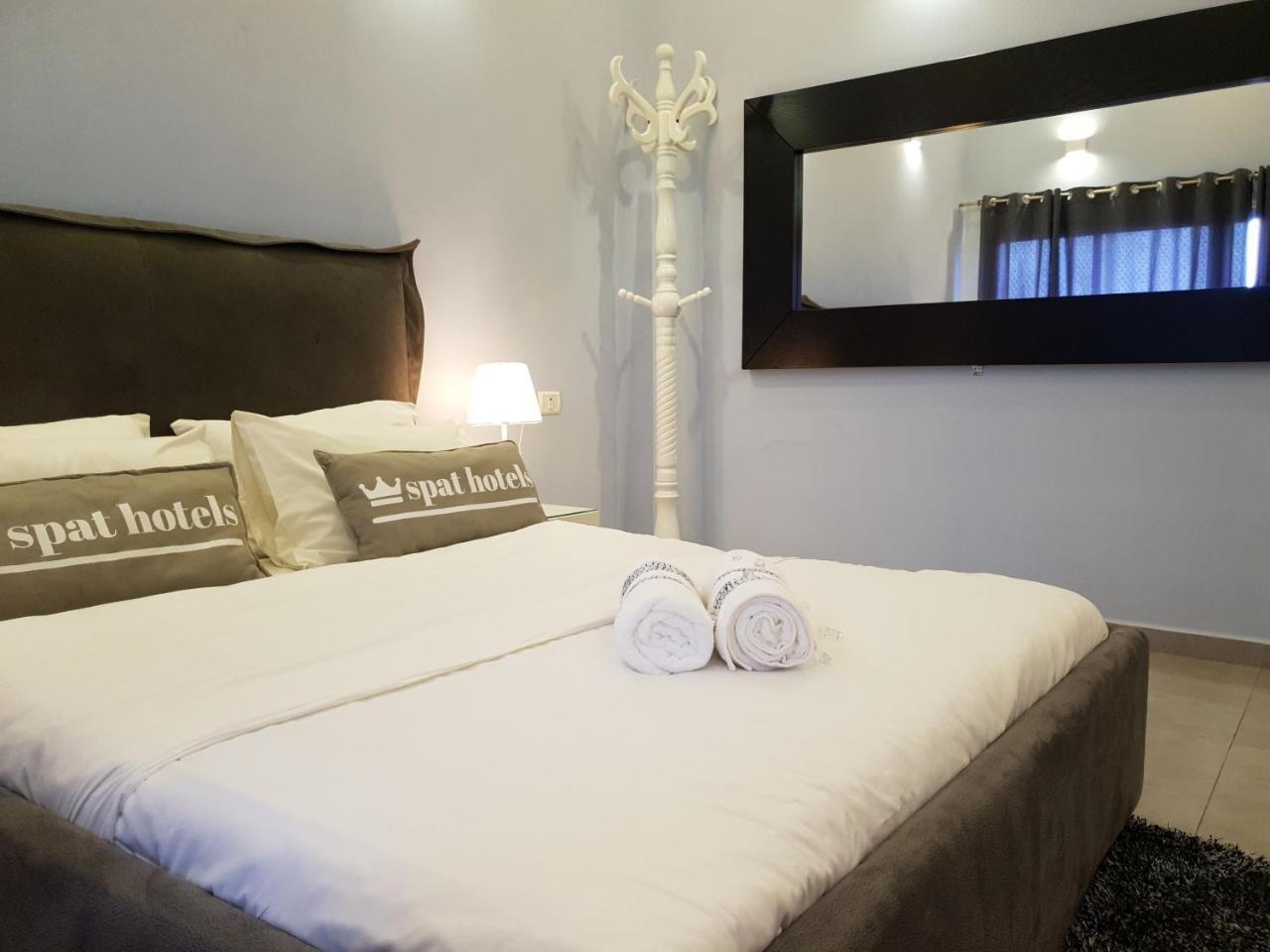 Spat Hotel Ashdod Exteriör bild