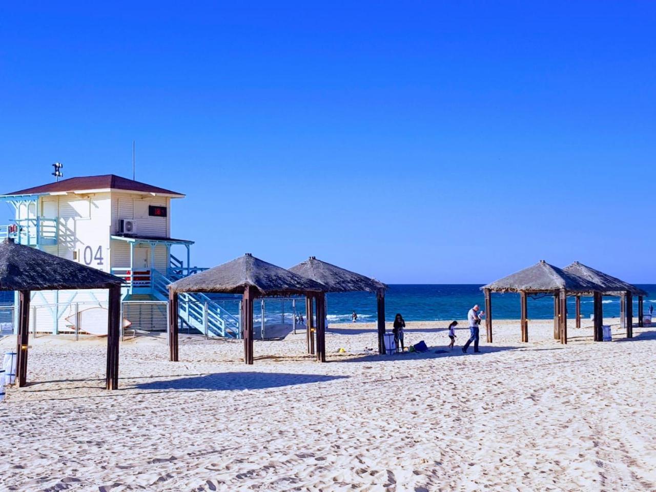 Spat Hotel Ashdod Exteriör bild